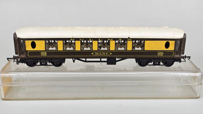 Triang HORNBY R228 Pullman Coach 'MARY' - Unglazed windows - Chester Model Centre