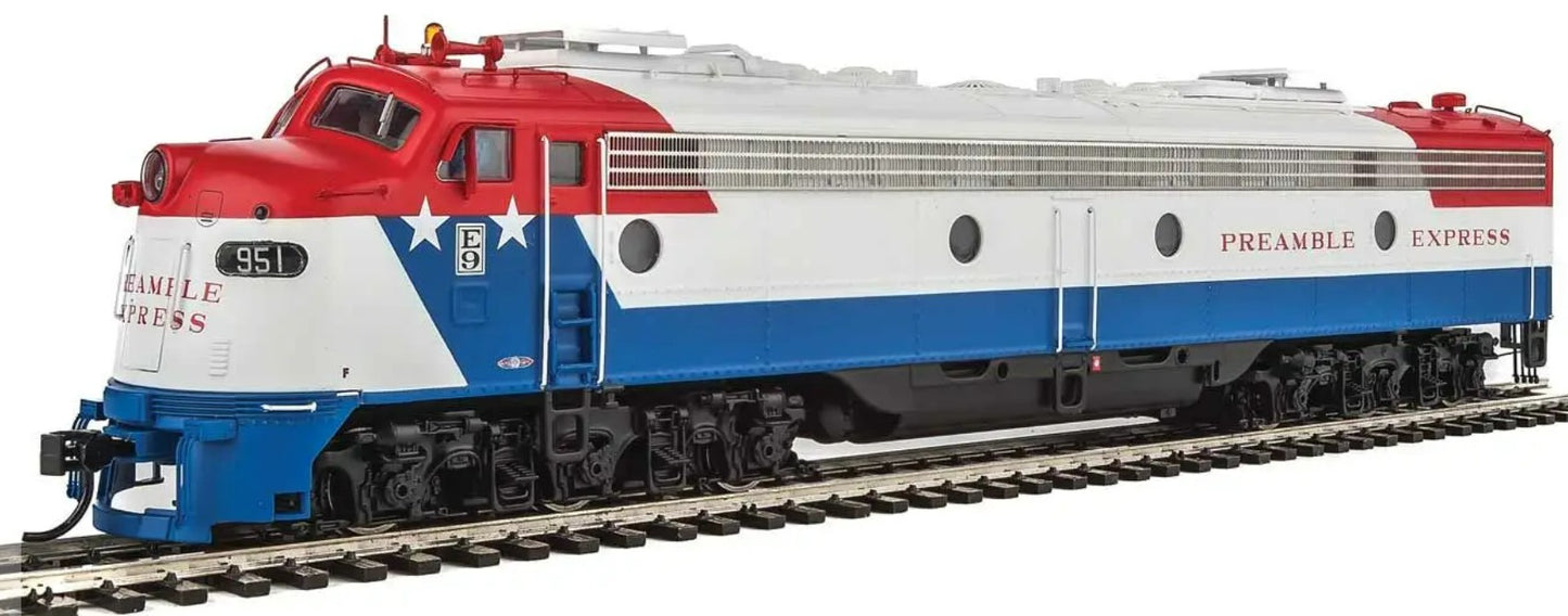 WALTHERS Proto #920-42384 EMD E9A Locomotive Preamble Express #951 (Loksound 5 DCC and Sound fitted) - Chester Model Centre