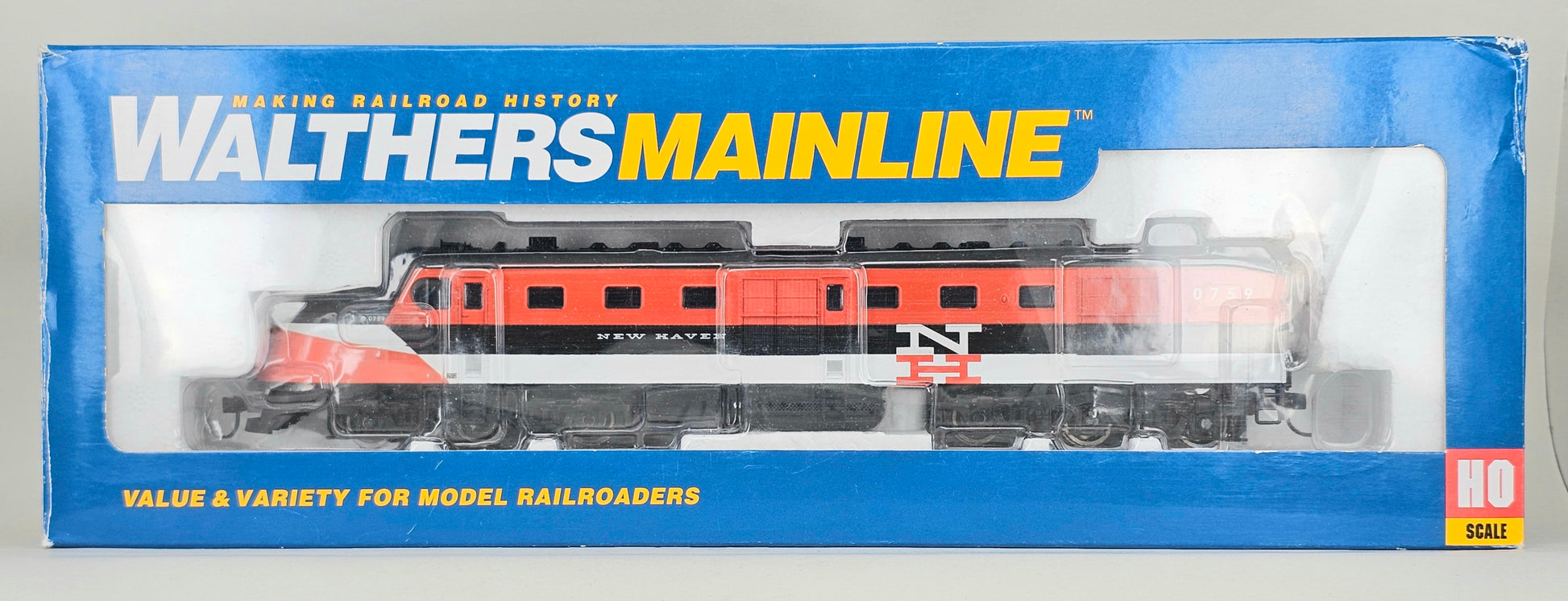 WALTHERS Mainline #910-9103 ALCO DL-109 Locomotive NEW HAVEN (McGinnis) Branding #0759 (DCC Ready) - Chester Model Centre