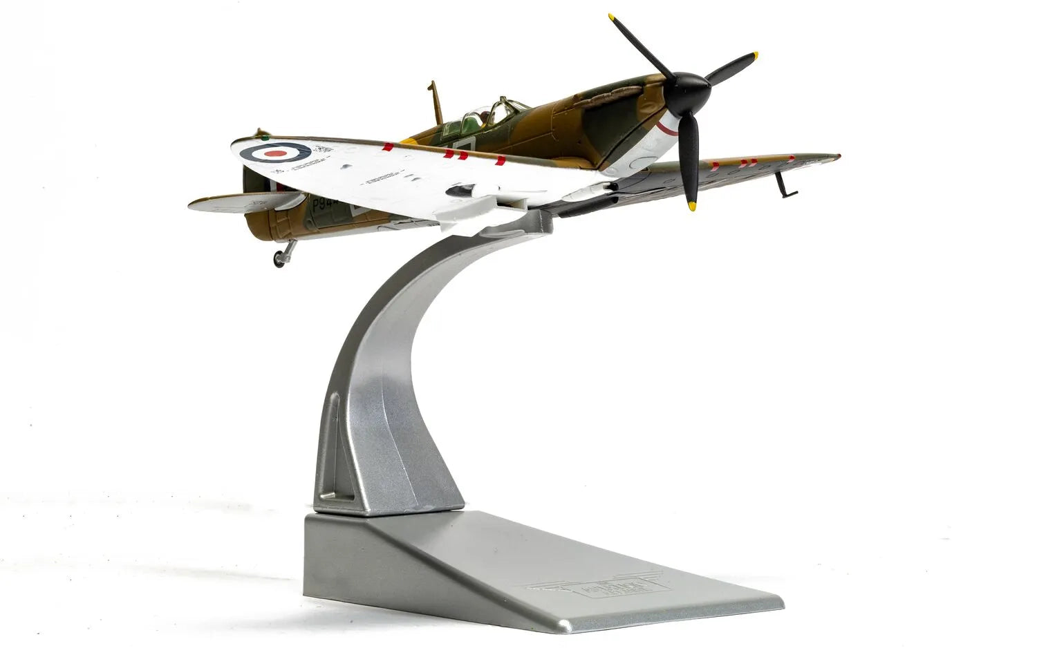CORGI AA39216 Supermarine Spitfire MkI - RAF No.222 Sqn - Flt Lt Douglas Bader (Battle of Britain 85) - Chester Model Centre