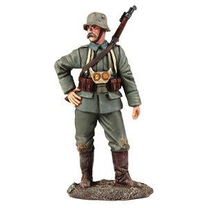 23094 1916-18 German Infantry Standing No.1 - Chester Model Centre