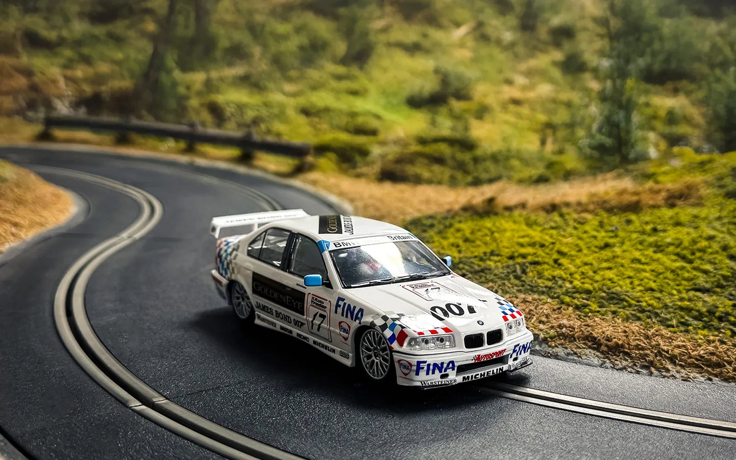 Scalextric C4574 BMW 320i - BTCC 1995 - David Brabham - Chester Model Centre