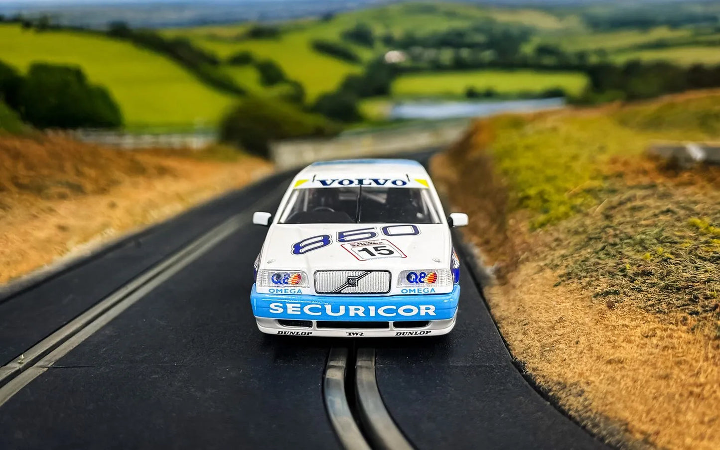 SCALEXTRIC C4597 Volvo 850 Estate - BTCC 1994 - Rickard Rydell - Chester Model Centre