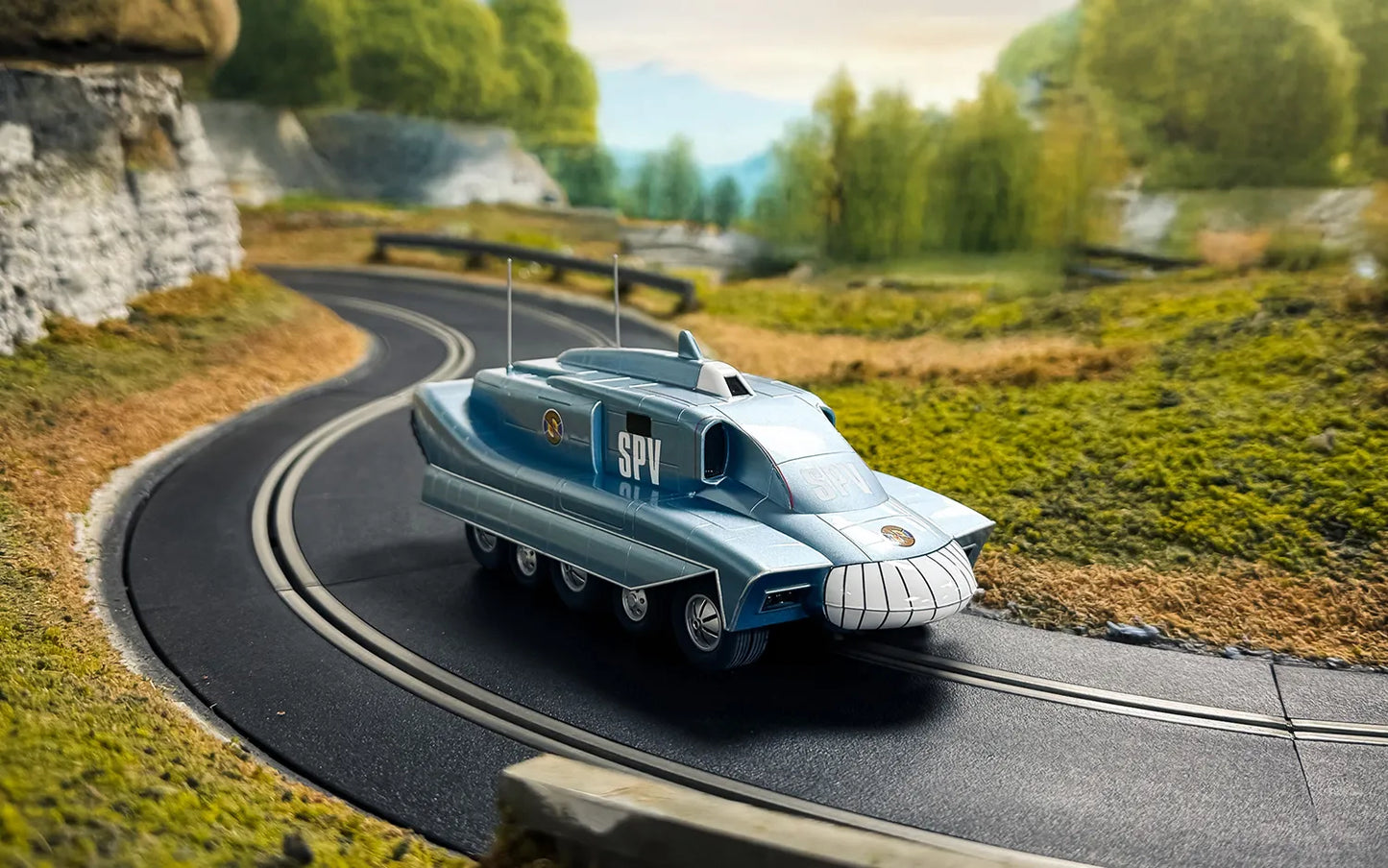 SCALEXTRIC C4605 Spectrum Pursuit Vehicle (SPV) - Captain Scarlet - Chester Model Centre