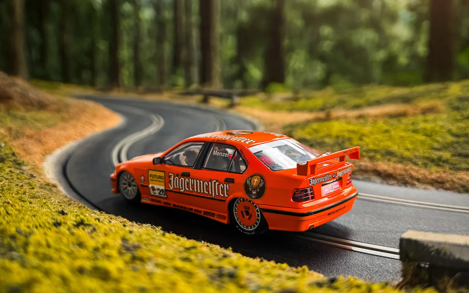 SCALEXTRIC C4624 BMW 320i - STW 1998 - Jagermeister - Chester Model Centre
