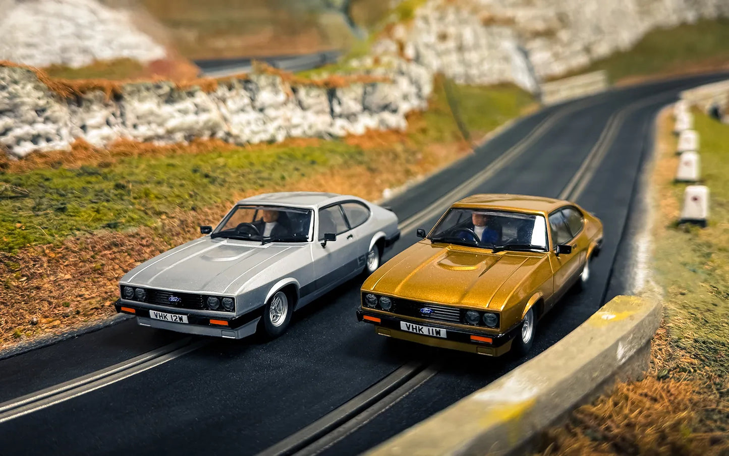 Scalextric C4642 - The Professionals CI5 / Ford Capri MKIII Twin Pack (Collectors Series) - Chester Model Centre