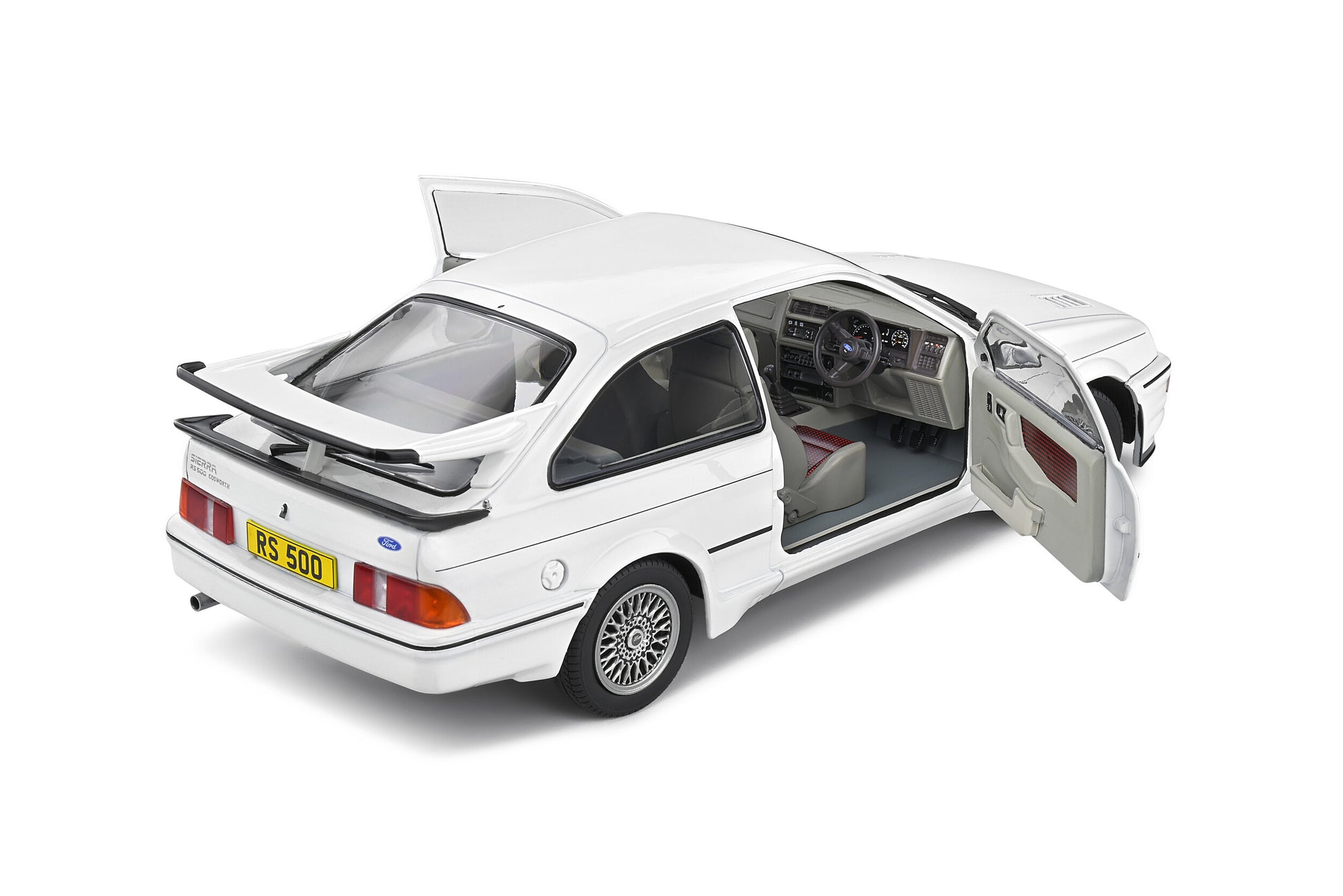 Solido 1:18 Ford Sierra Cosworth RS500 White - Chester Model Centre