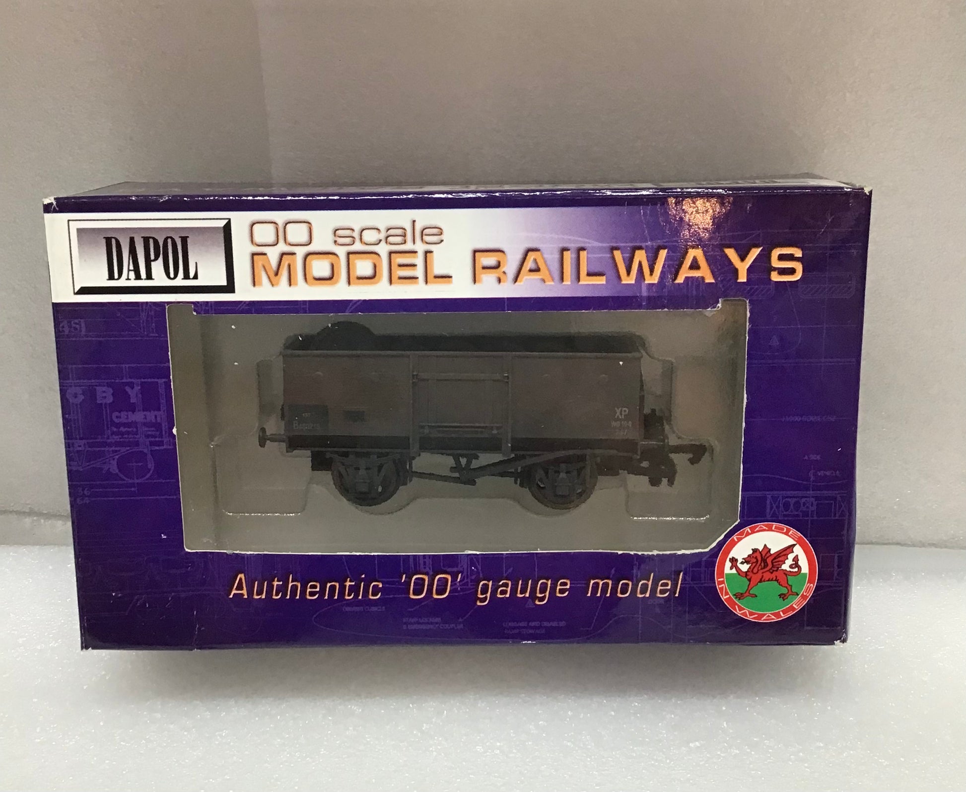 Dapol B523 - High Steel Goods - Bauxite - Chester Model Centre