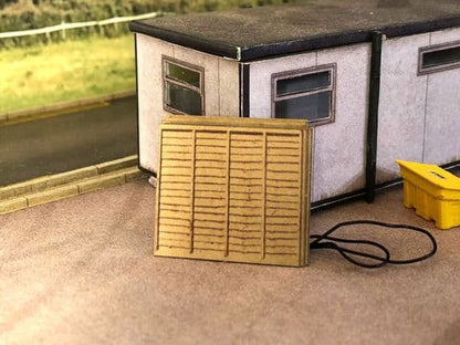 Scale Model Scenery LX155-OO Pre-Cut 6FT Fence Panels OO/4mm/1:76 - Chester Model Centre