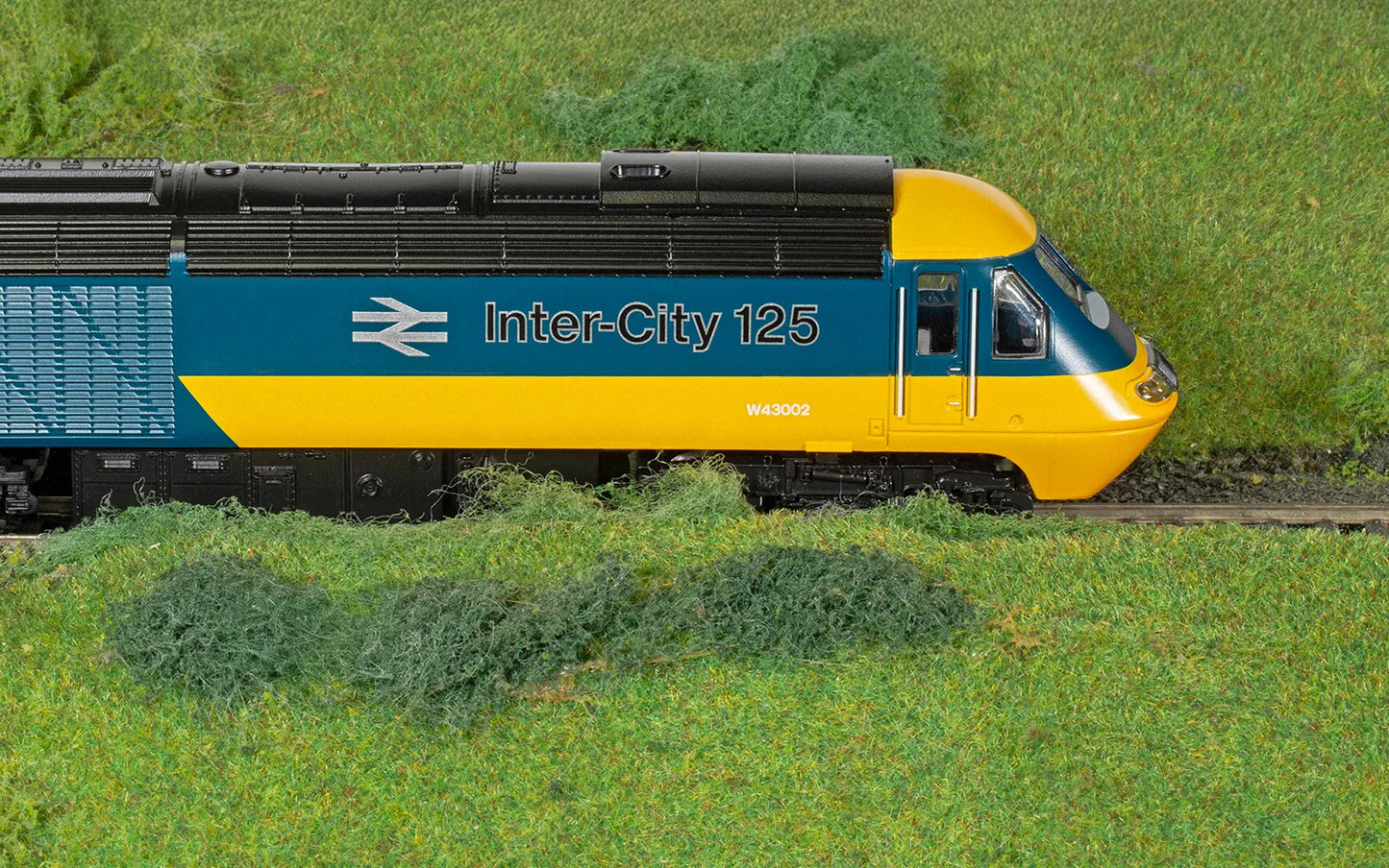 HORNBY RAILWAYS R1289M B.R. High Speed Retro Train Set - INCLUDES FREE INSURED UK POSTAGE - Chester Model Centre