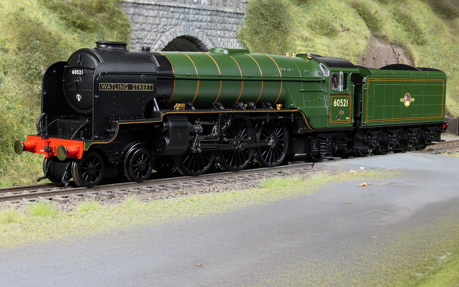 HORNBY R30394 BR Thompson A2/3 'Watling Street' No.60521 - Chester Model Centre