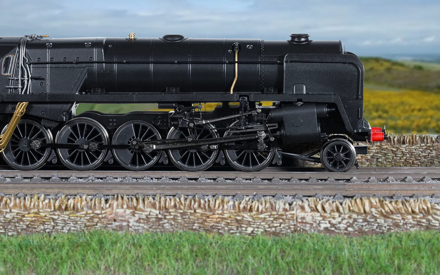 HORNBY R30396 BR (Early) - Class 9F - 92018 (Era 4 - 1948-1956) - Chester Model Centre
