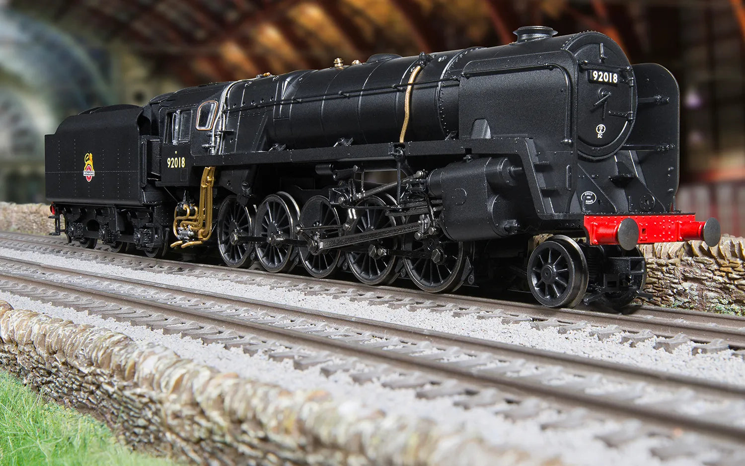HORNBY R30396 BR (Early) - Class 9F - 92018 (Era 4 - 1948-1956) - Chester Model Centre