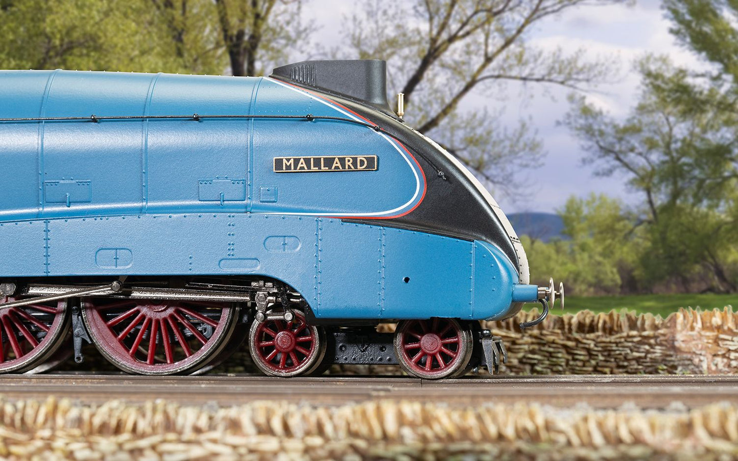 Hornby R3395TTS LNER - A4 Class - 4468 ‘Mallard’ (Sound Fitted) - Chester Model Centre
