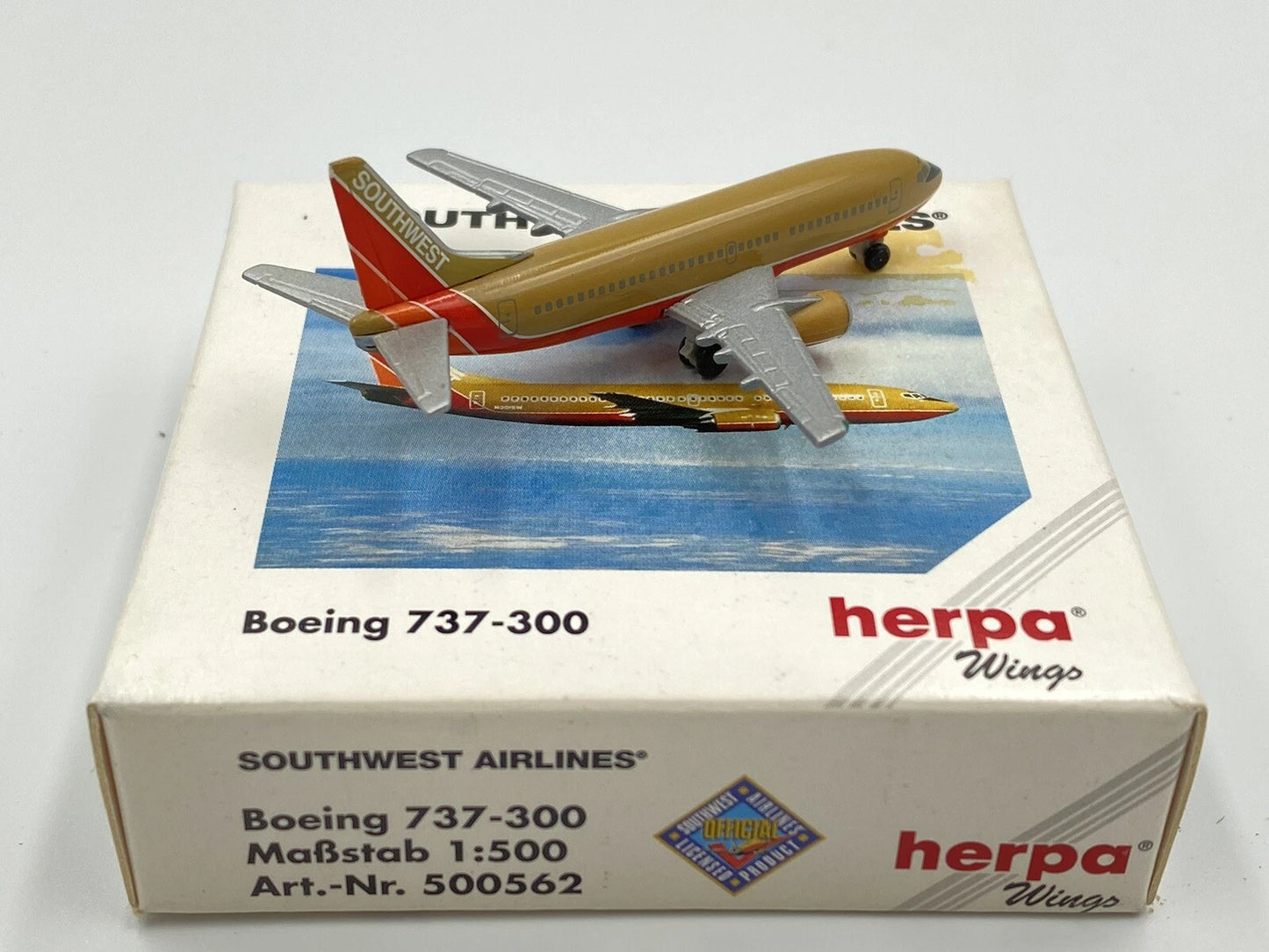 HERPA WINGS (500562) 1:500 SOUTHWEST AIRLINES BOEING 737-300 BOXED - Chester Model Centre
