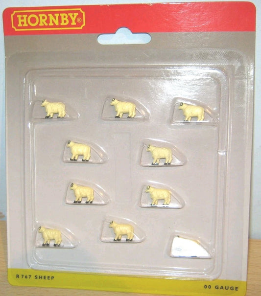 Hornby OO Gauge R767 Sheep - Chester Model Centre