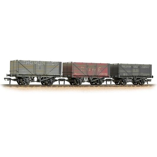 Bachmann 37-087TL Set Of Three Cornish Coal Trader Wagons - Weathered - Regional Exclusive Model - Chester Model Centre
