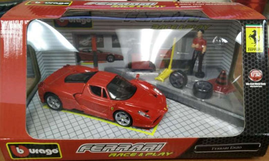 Burago 44020F Ferrari Enzo Garage Set - Chester Model Centre