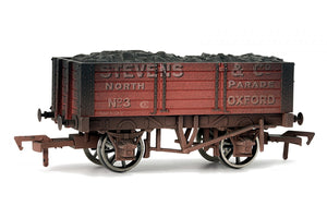 Dapol OO GAUGE 5 PLANK WAGON 9' WHEELBASE STEVENS & CO WEATHERED - Chester Model Centre