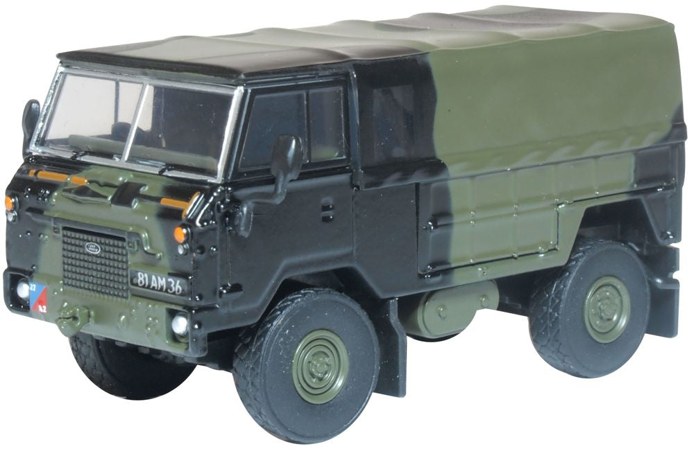 Oxford Diecast OO Gauge No 27 Squadron RAF Leuchars Land Rover FC GS - Chester Model Centre