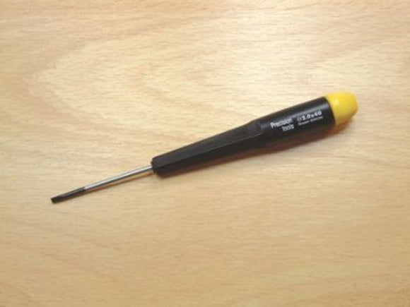 FLATBLADE S/DRIVER 2.0 X 40mm - Chester Model Centre