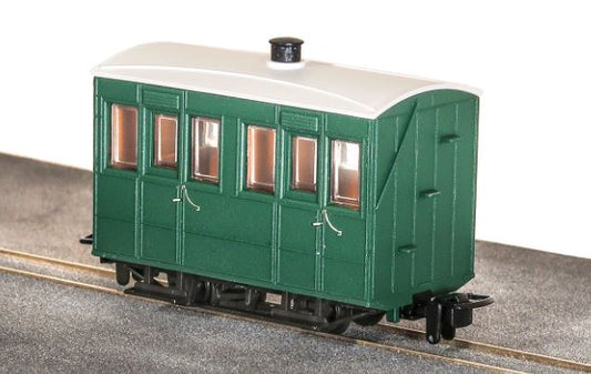 Peco GR-500UG OO-9 4 Wheel Enclosed Side Coach Green - Chester Model Centre