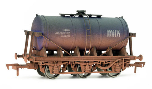 Dapol 4F-031-006 6 WHEEL MILK TANK MWB WEATHERED - Chester Model Centre