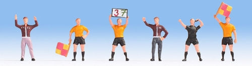 Football Match Officials (4) & Coaches (2) Figure Set - Chester Model Centre