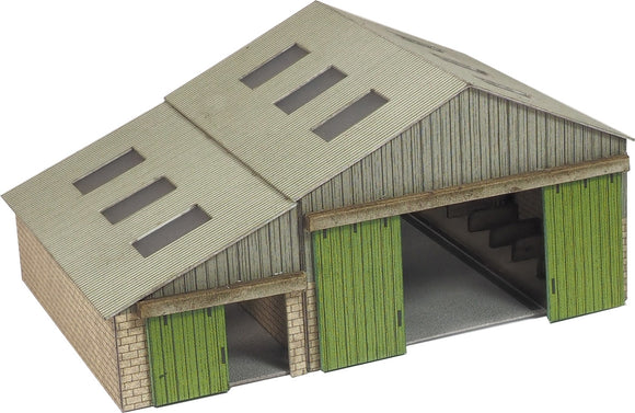 PN951 N Gauge Manor Farm Buildings - Chester Model Centre
