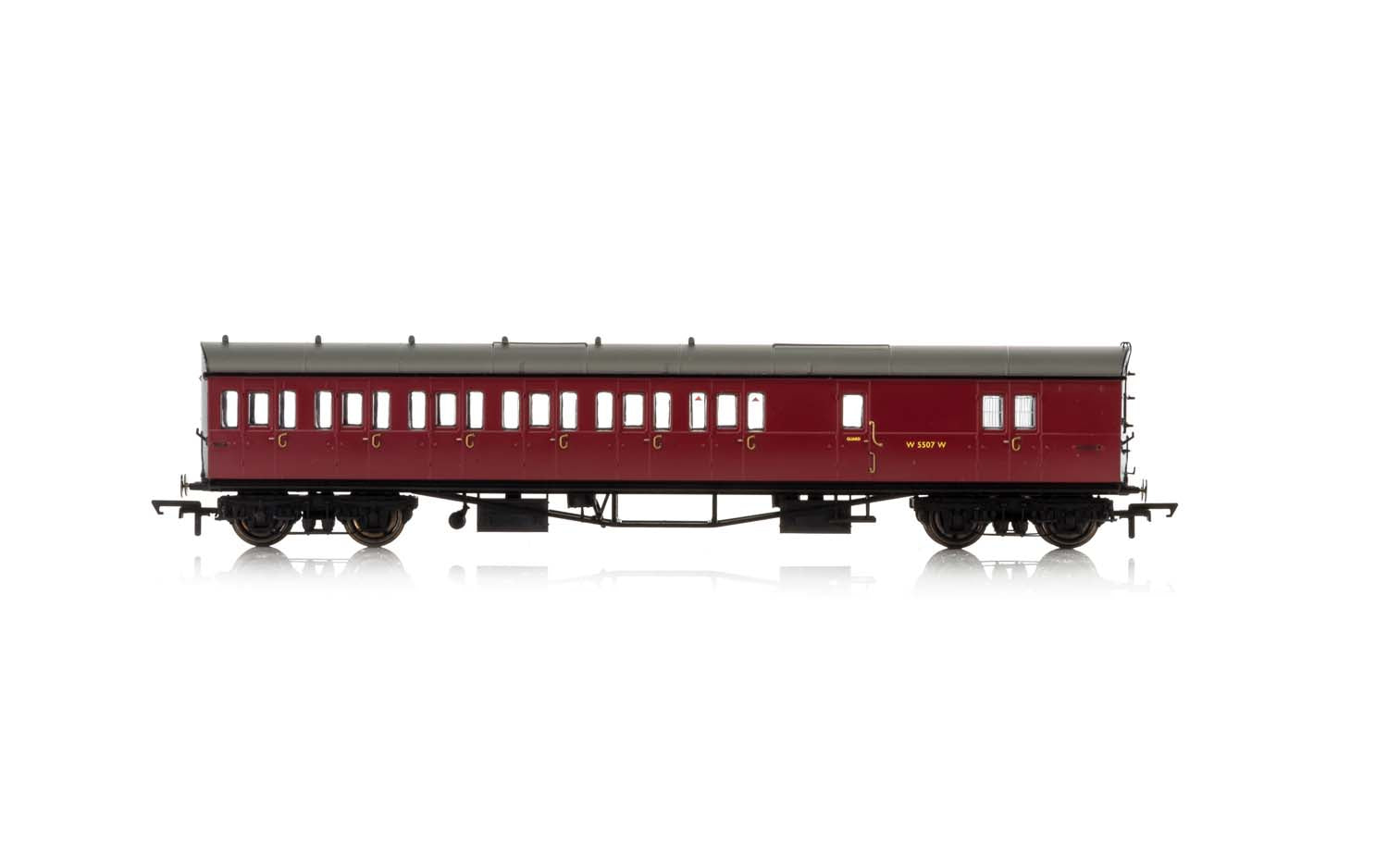 Hornby R4880A BR, Collett 57' Bow Ended D98 Six Compartment Brake Third (Left Hand), W4949W - Era 4 - Chester Model Centre